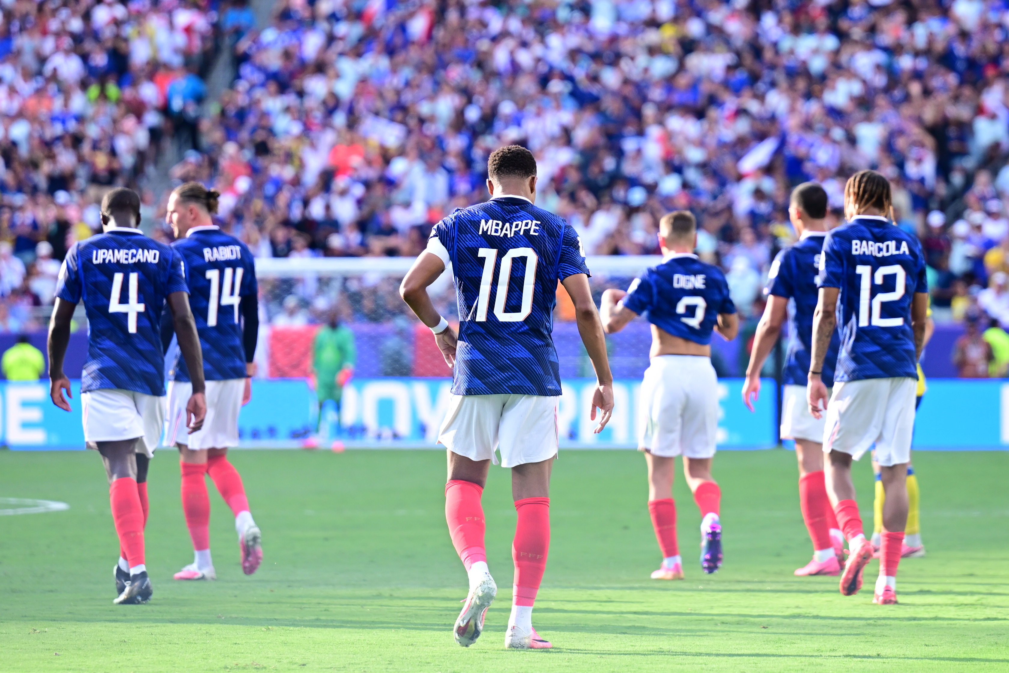 Bántóan simán verték a franciák Svédországot, Mbappé megelőzte Klosét az örök góllövőlistán 1