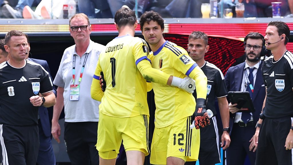 Courtois és Lammens számára is drámai volt Belgium kiesése, Manéval kiszúrt az AI, Ronaldóék új edzőt kaptak – ez történt a focivébén