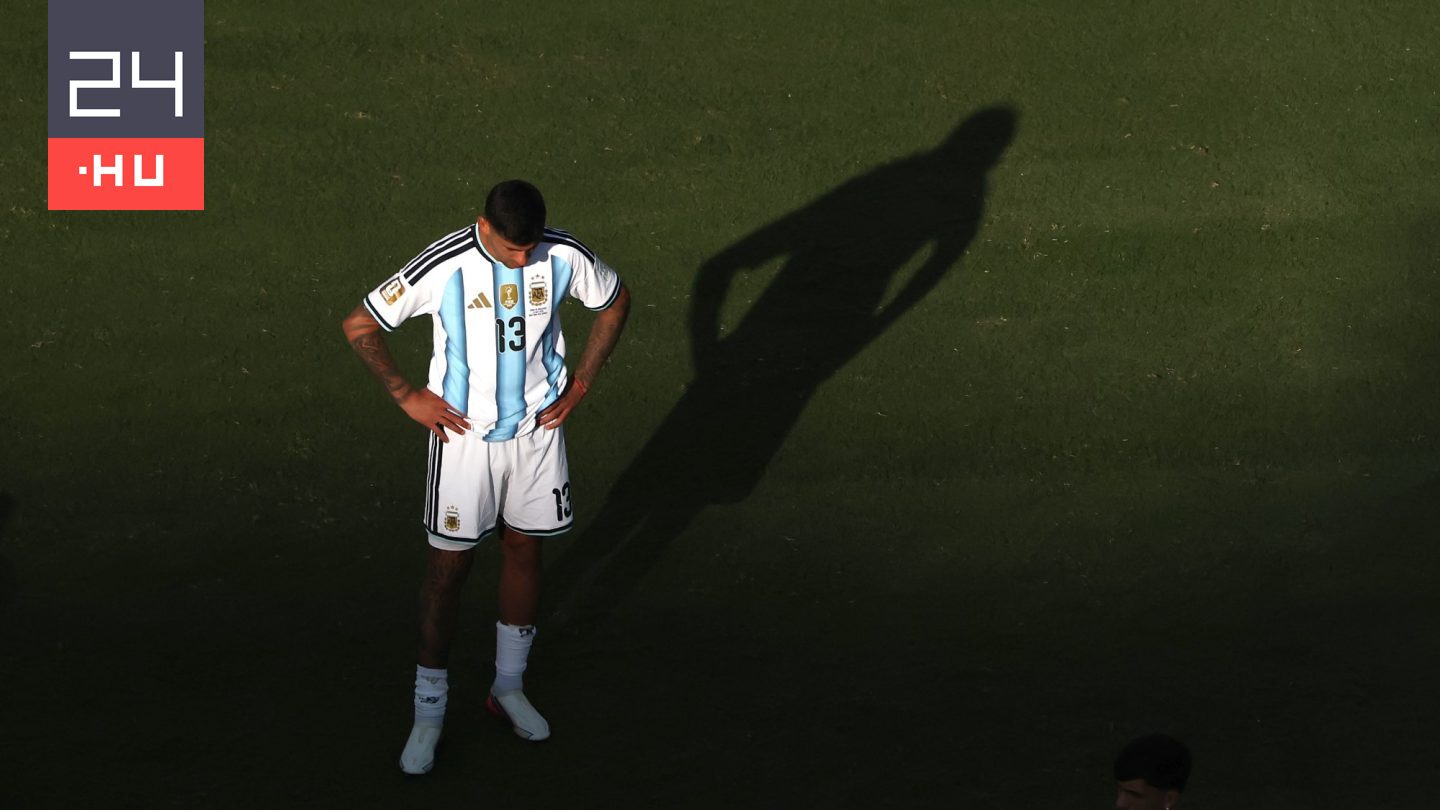 Az argentin védő levegőnek nézte Trumpot a díjátadón