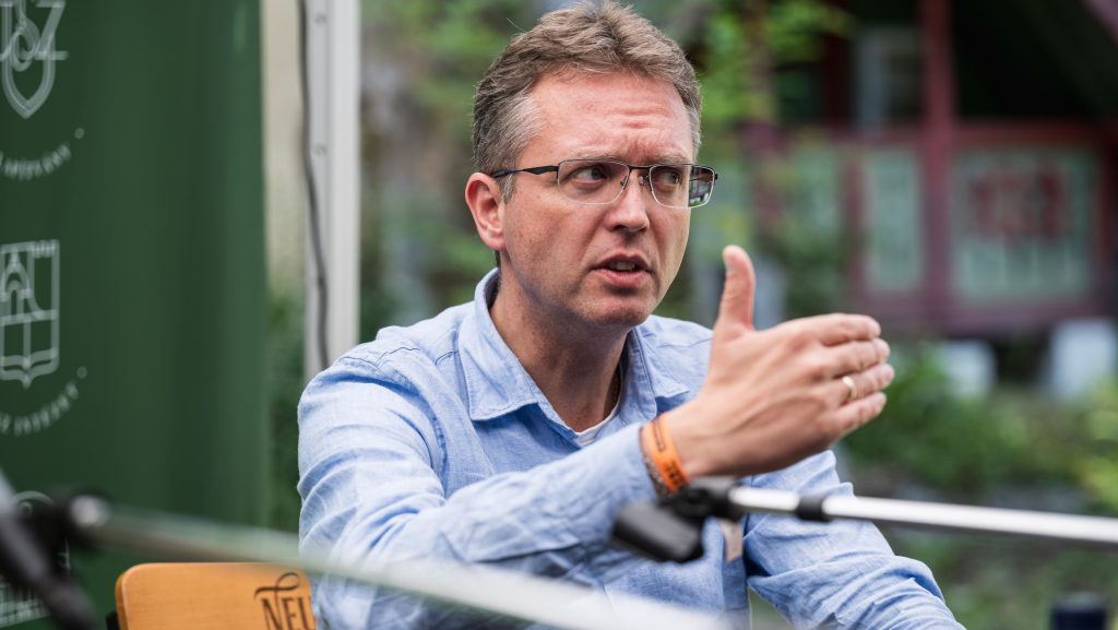 Hankó Balázs szerint volt munkatársai „valós jogi indok nélkül kerültek letartóztatásba”