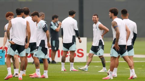 Lionel Messi az argentinok vb-döntő előtti utolsó edzésén.