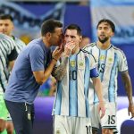 MIAMI GARDENS, FLORIDA - JULY 03: Lionel Scaloni, Head Coach of Argentina, speaks with Lionel Messi #10 during the FIFA World Cup 2026 Round of 32 match between Argentina and Cabo Verde at Miami Stadium on July 03, 2026 in Miami Gardens, Florida. Michael Reaves/Getty Images/AFP
