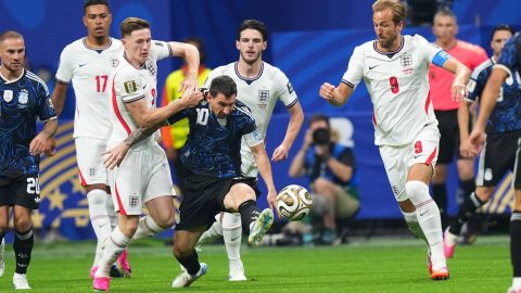 ATLANTA, USA - JULY 15: Lionel Messi (10) of Argentina in action against Elliot Anderson (8) of England during the 2026 FIFA World Cup semi-final match between England and Argentina at Mercedes-Benz Stadium (Atlanta Stadium) in Atlanta, Georgia, United States on July 15, 2026. Evrim Aydin / Anadolu
