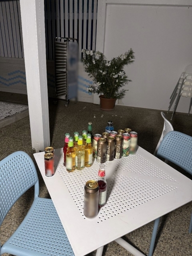 Barátaival italozott, betört a zalakarosi fürdőbe és kipakolta a hűtőautomatát egy fiatal férfit 1