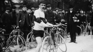 Tour de France 1905. René Pottier (1879-1907), French racing cyclist. (Photo by Maurice-Louis Branger / Roger-Viollet via AFP)