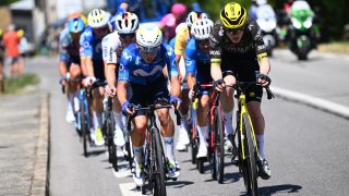 tour de france einer rubio baleset arccal csapódott a kísérőautónak