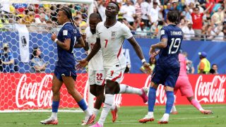 Bukayo Saka gólöröme.