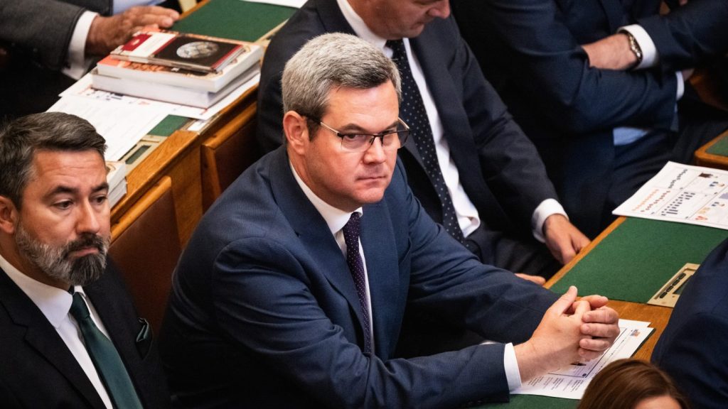 Javaslatok a törvénygyárnak: TEK, gyógyszeráfa, szifilisz, tanársztrájk