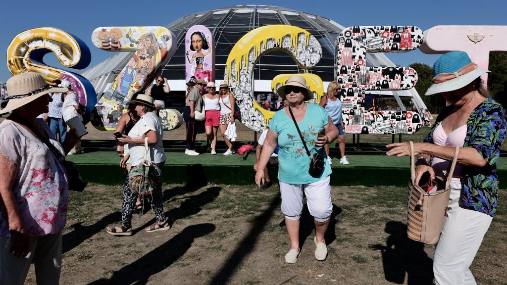 Az idei Szigeten akkor lehet olcsóbban fogyasztani, ha nézzük az órát