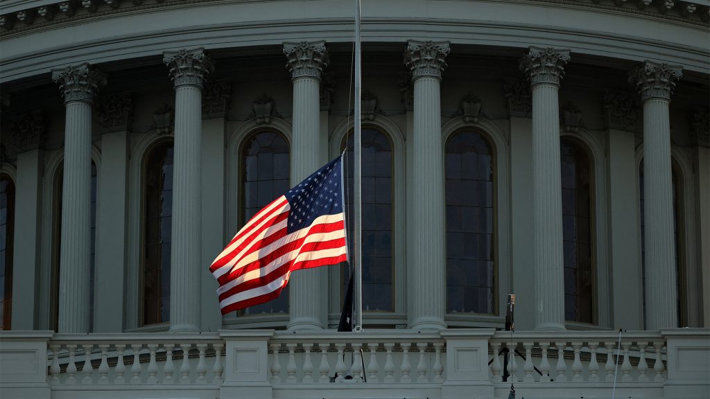 Amerika megint partra szállt