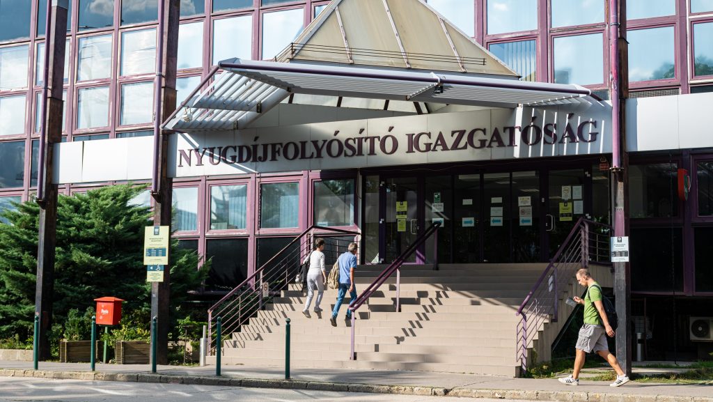 Nyugdíj- és családtámogatási adatbázisokba is bejuthattak az Államkincstár szerverét feltörő hekkerek