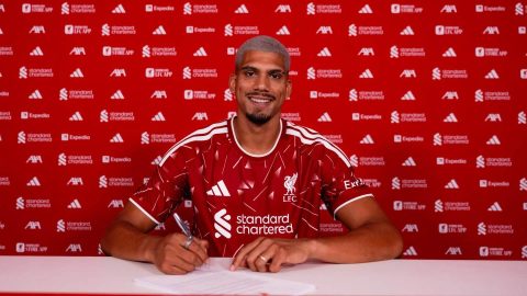 Ronald Araújo a Liverpoolban.