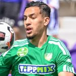 Gergényi Bence, az Újpest (b) és Nadir Benbuali, a Győr játékosa a labdarúgó OTP Bank Liga 30. fordulójában játszott Újpest FC - ETO FC Győr mérkőzésen a Szusza Ferenc Stadionban 2025. május 3-án.
