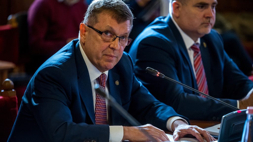 Az MNB dokumentumokat adott át a rendőrségnek az előző vezetésről