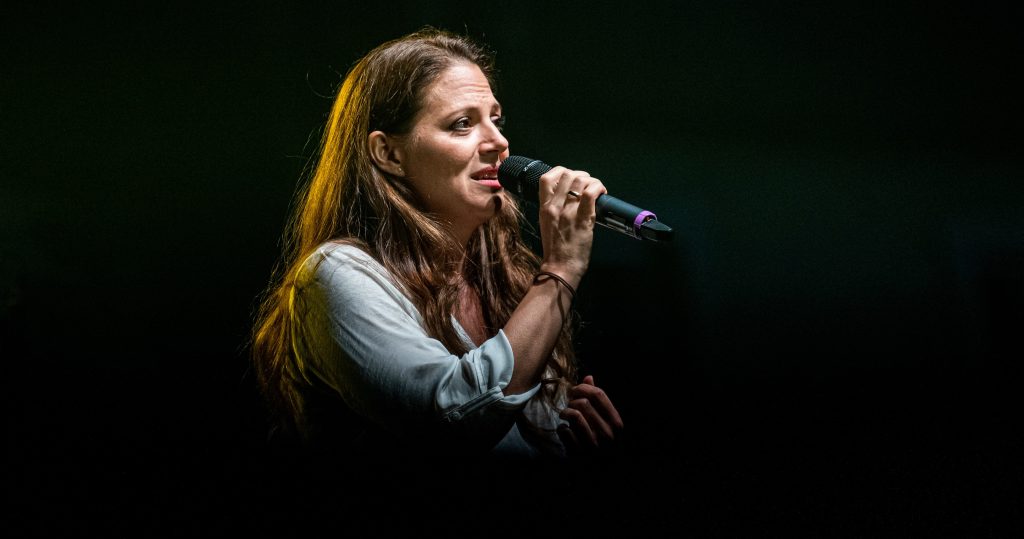 Szinetár Dóra Dúró Dórának: Mi lesz, ha mentek ti is a levesbe? Vagy egy újkori holokausztba?