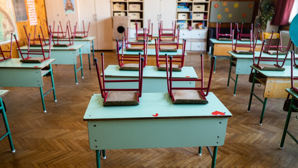 35 perces tanítási órák, a házi feladat észszerű korlátozása – javaslatot tett az alsó tagozat megújítására a közoktatásért felelős államtitkár 