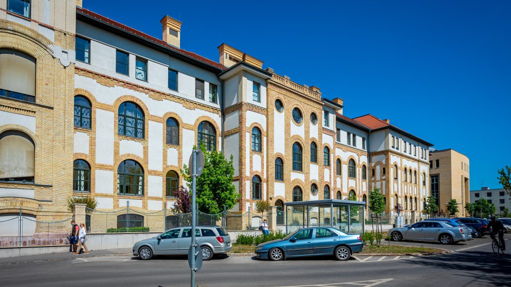Leváltották az Uzsoki Utcai Kórház főigazgatóját