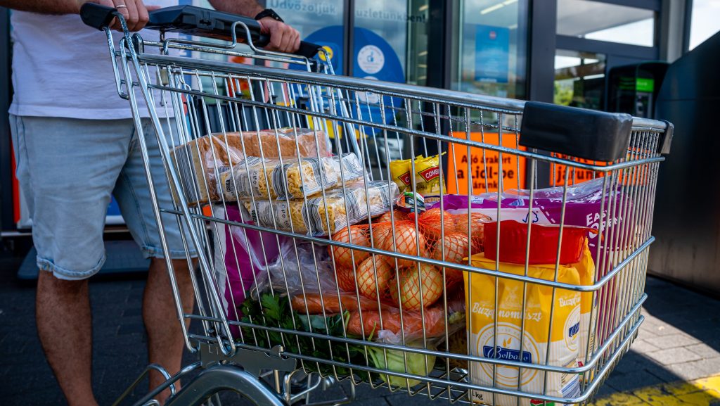 Kiszámolták, hogy tényleg olcsóbb-e külföldön vásárolni, mint a magyar boltokban