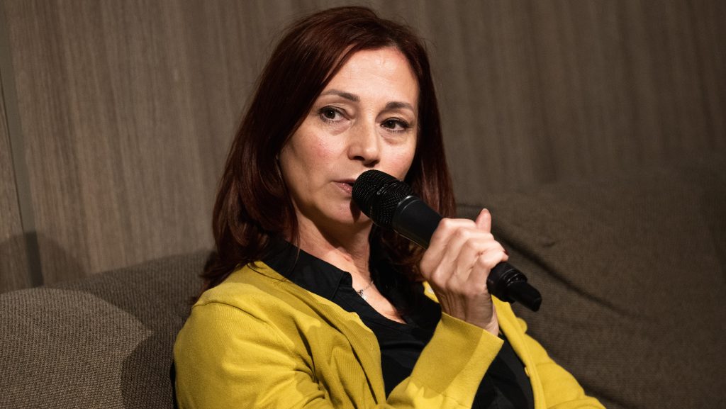 Rögeszméjévé vált az ügy – vádat emeltek Renner Erika zaklatója ellen