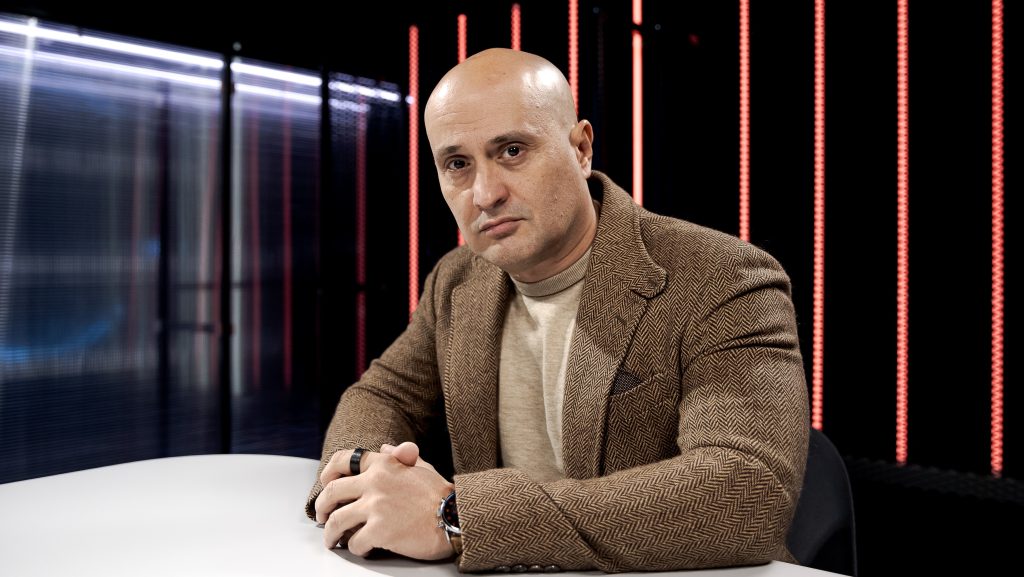 Tarjányi Péter: Aki azt gondolja, Lázár és a Fidesz véletlenül éppen augusztus 20-ára időzítette a bejelentést, nem érti, hogyan működik a politika
