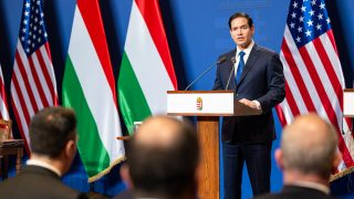 Magyar-amerikai külügy sajtótájékoztató 2026. február 16-án a Karmelita Kolostorban, ahol a magyar miniszterelnök fogadta az amerikai külügyminisztert.