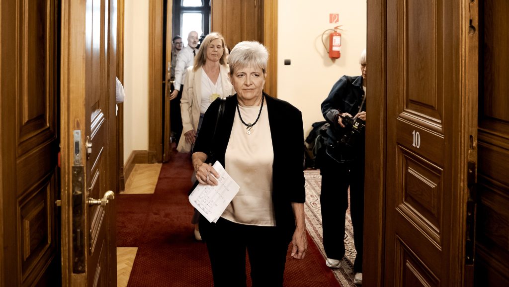 Lannert Judit: Az előző kormány a tanárok béréből csoportosított át mindennapi működésre