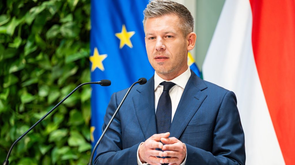 Magyar Péter: Belenéztem von der Leyen szemébe, hogy itt vagyok a pénzünkért