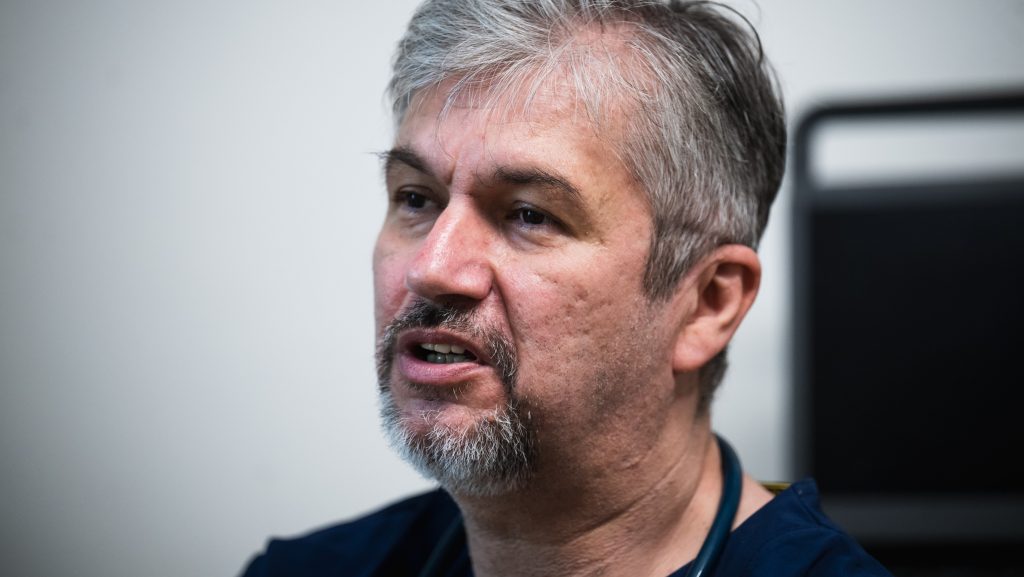 Hadházy: Először beszéltek a hatvanpusztai zebrákról a közmédiában