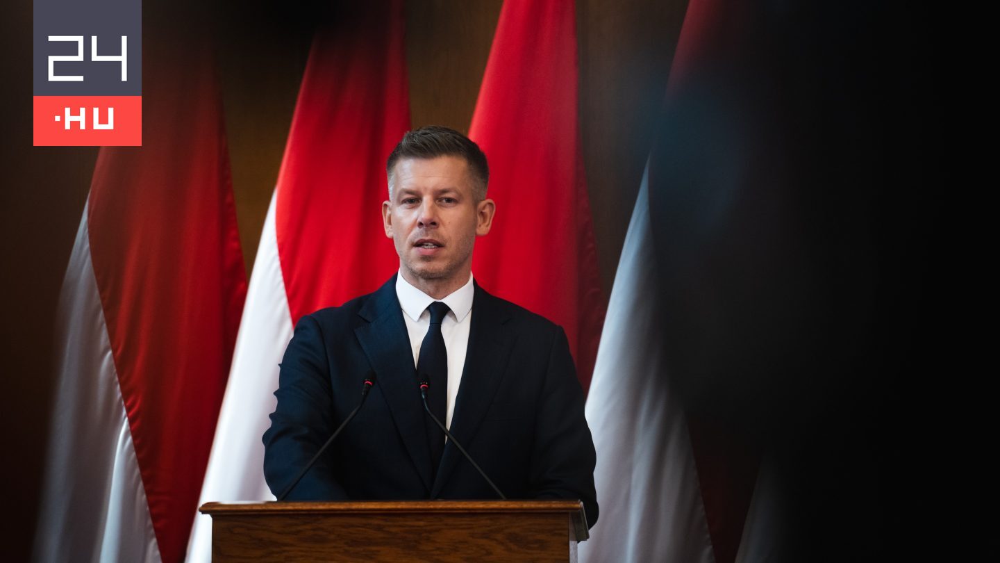 Magyar Péter mutatott egy előterjesztést, amiből kiderül: Orbánék már 2022-ben tudták, hogy az energiarendszer a végnapjait éli