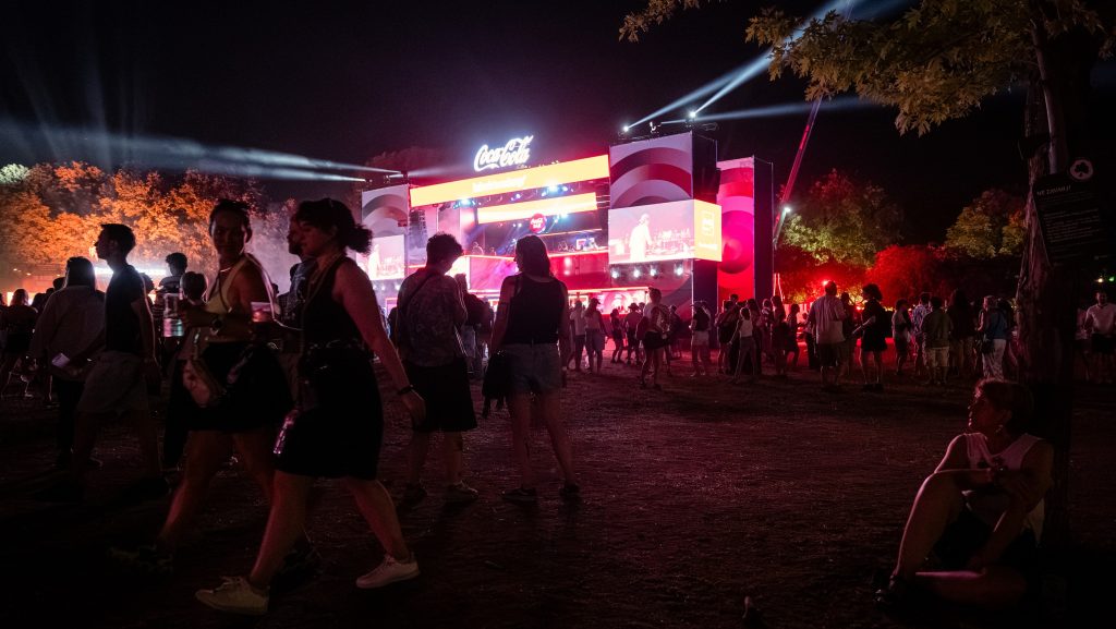 Toxikológus szakértő vizsgálja a DJ Oti bulin történt rosszulléteket