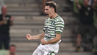 Corbu Máriusz, a Ferencváros játékosának gólöröme.