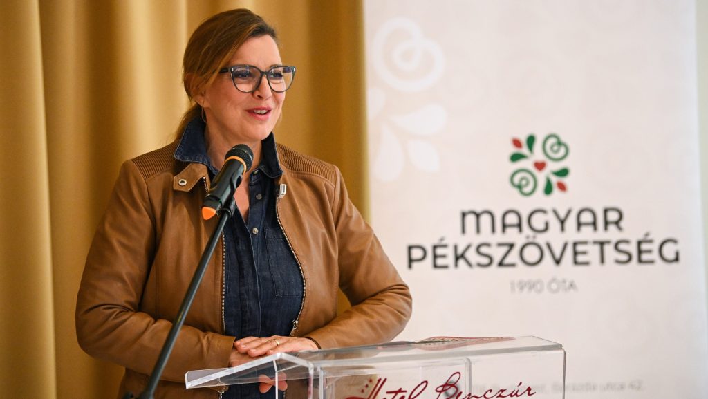 Blikk: Borbás Marcsi beperelte Kocsis Mátét