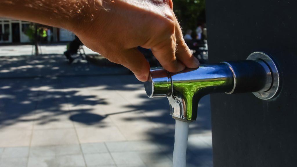 Tévedésből közölte a minisztérium, hogy országosan elsőfokú vízkorlátozás lépett életbe