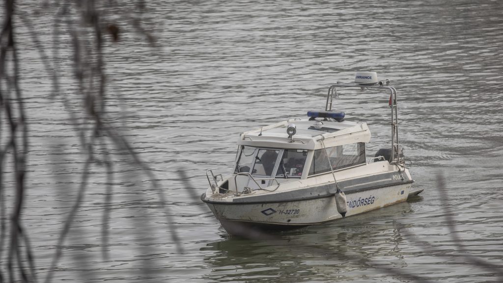 Ittas hajósokat kapcsoltak le a rendőrök a Tisza-tavon