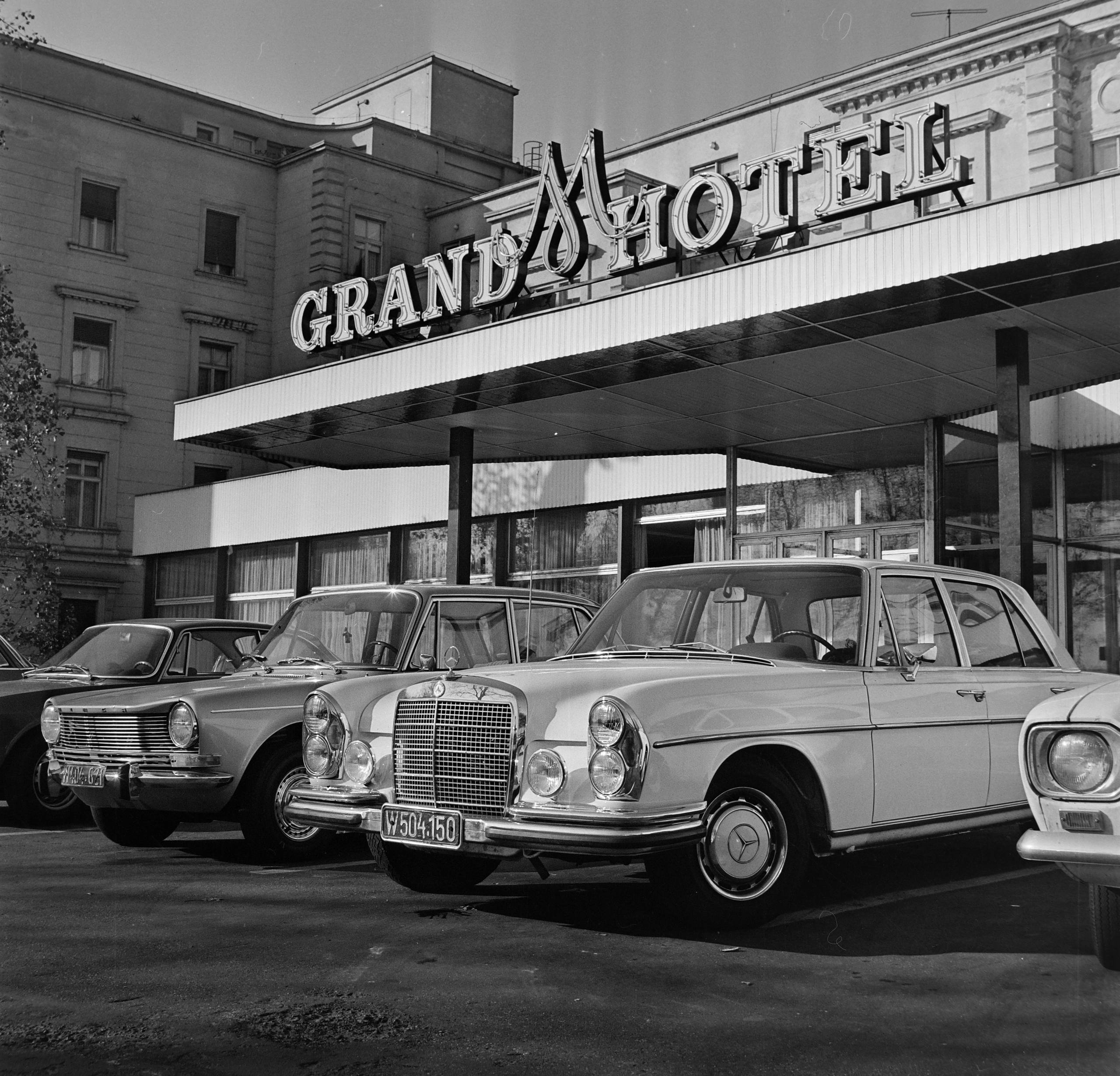 Találkák, bálok és pletykák a grandhotelben – Amikor a hotel lobbija még a társasági élet centruma volt 13