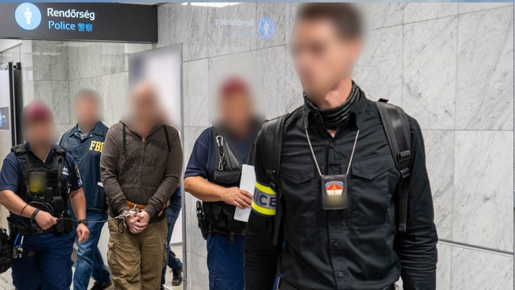 Átadták az FBI-nak az éveken át bujkáló, gyermekpornográf felvételek miatt vádolt férfit