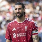 Szoboszlai csapatkapitányként a Leeds United ellen.