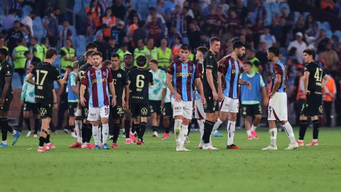 Csalódott Trabzonspor-játékosok a Fradi elleni meccs után.