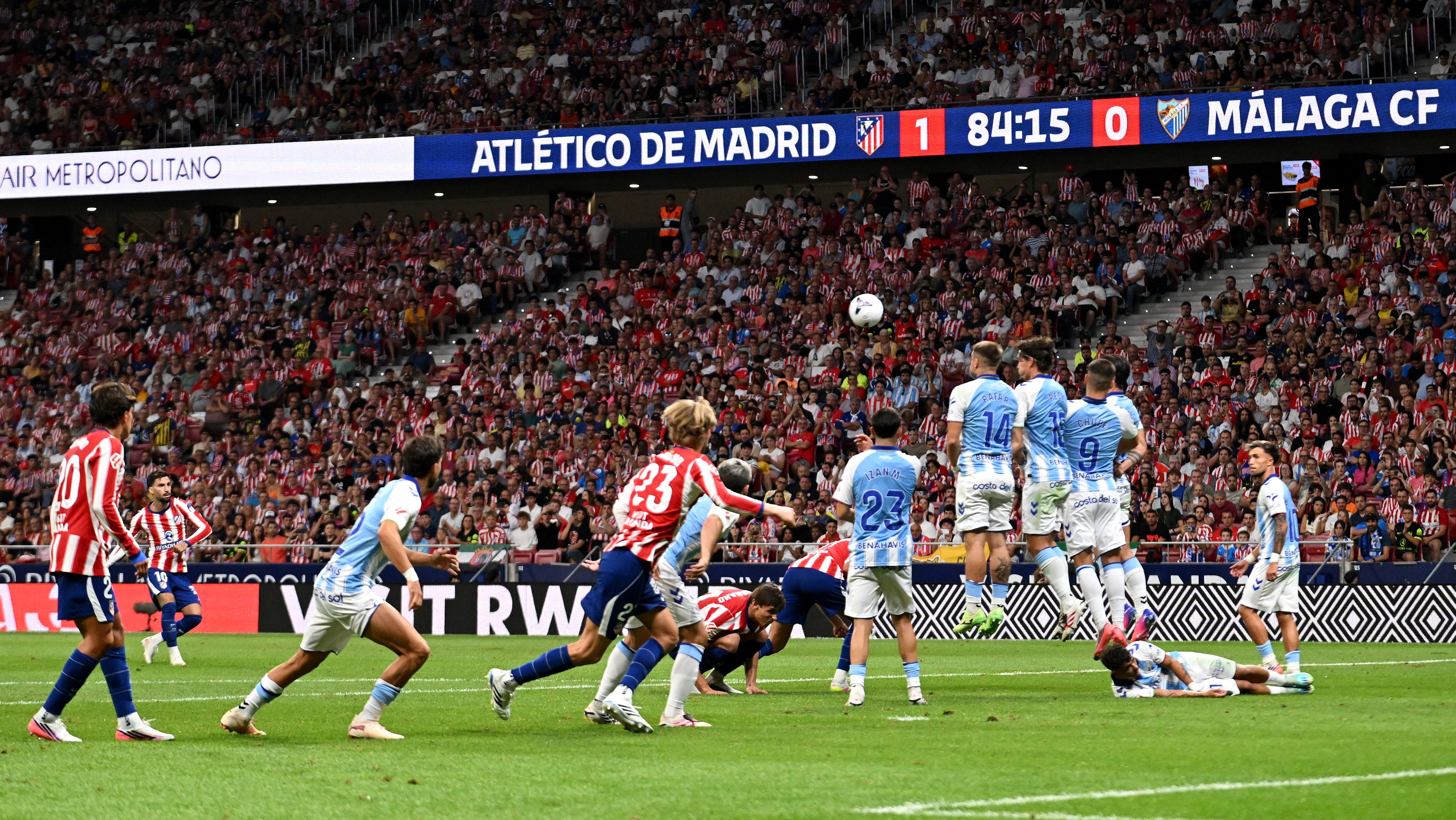 Alex Baena szabadrúgása a Malaga ellen.