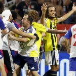 Guendouzi és a Lyon felháborodott játékosai.