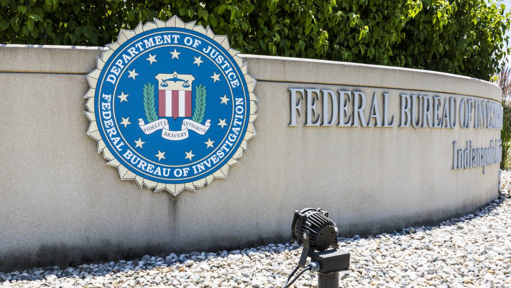 Figyelmeztetést adott ki az FBI az intim képek online küldözgetése miatt