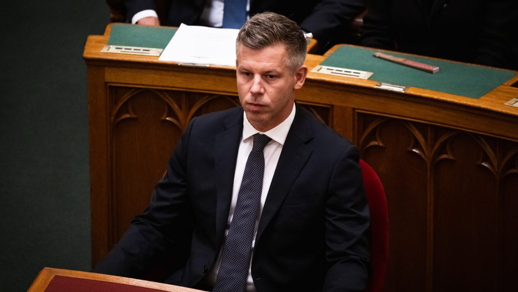 Magyar Péter kemény üzenetet küldött Pócs Jánosnak