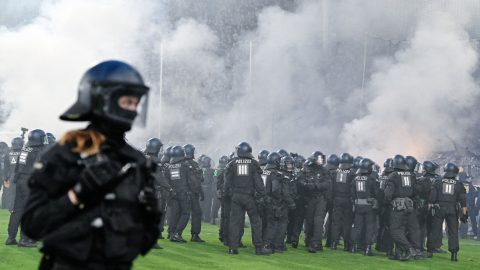 Elszabadultak az indulatok a Mannheim és a Kaiserslautern kupameccsén.