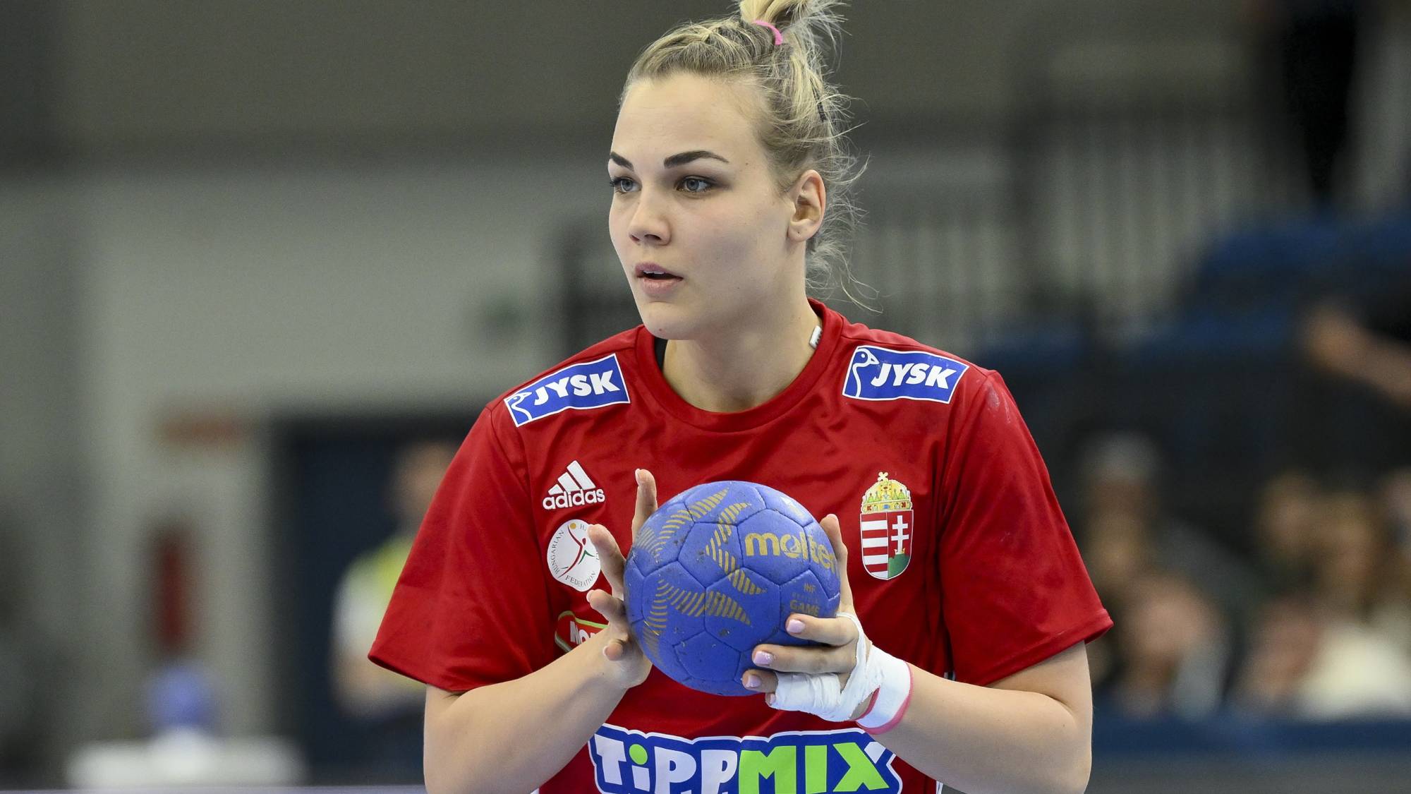 Pásztor Noémi a női kézilabda olimpiai selejtezőtorna 3. fordulójában játszott Magyarország - Japán mérkőzésen a debreceni Főnix Arénában 2024. április 14-én.
