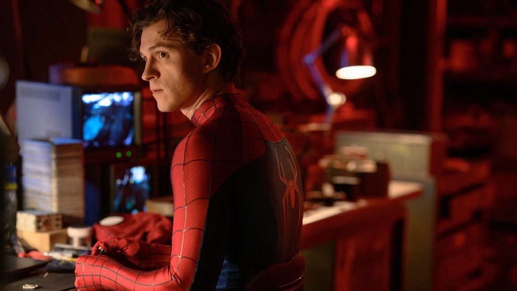 Tom Holland végképp bebizonyítja, hogy ő a legjobb Pókember, de a Vadonatúj nap több is mint Pókember-film