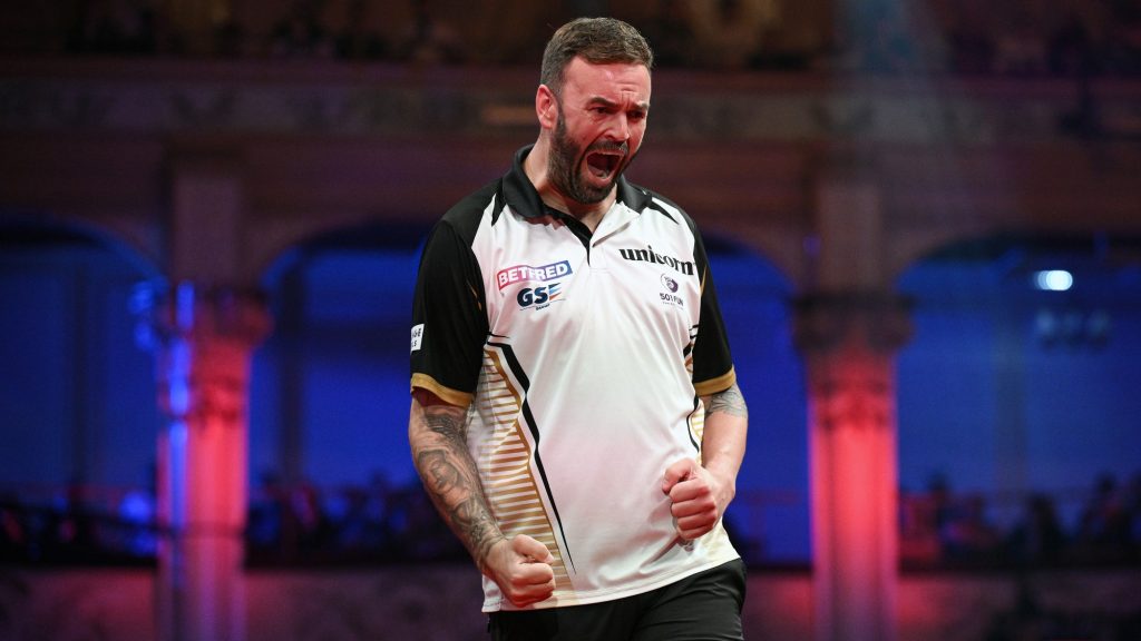 A közönségkedvenc is fejet hajtott, új győztese van a Hungarian Darts Trophynak