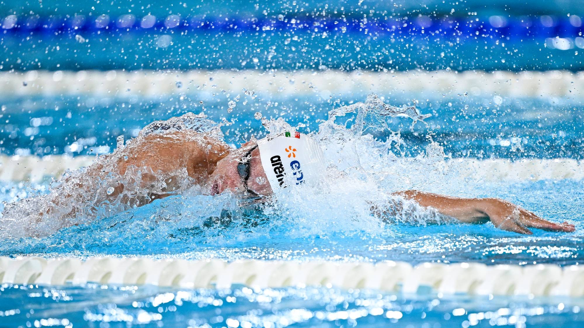 Szabó Szebasztián a férfi 4x100 méteres gyorsváltó előfutamában a párizsi vizes Európa-bajnokságon az olimpiai vizesközpontban 2026. augusztus 13-án.