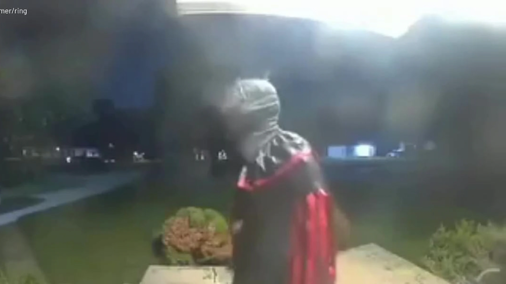 Egy 15 éves fiú lehet a bohóc jelmezes gyilkos