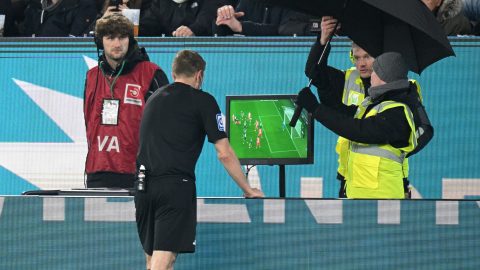 A német drukkerek beszüntetnék a VAR-t.