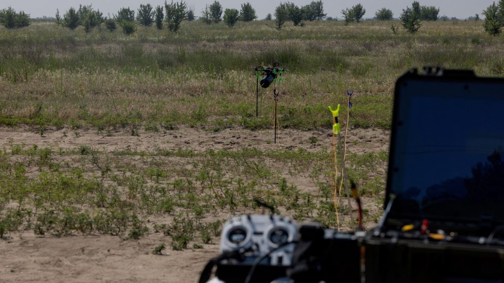 Drónokkal reptettek be négy tonna élelmiszert egy elfoglalt ukrán városba
